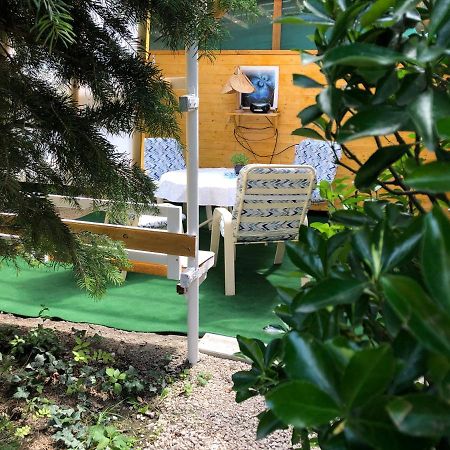 City Camping& Apartman &Bungalow Hotell Győr Exteriör bild